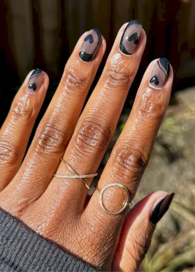 juodi prancūziški nagai