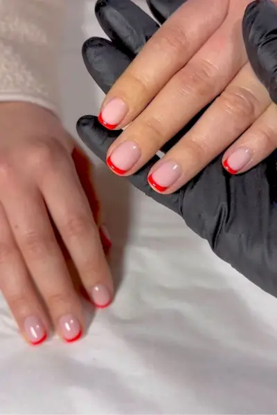 Nagų idėjos atostogoms – raudoni prancūziški patarimai