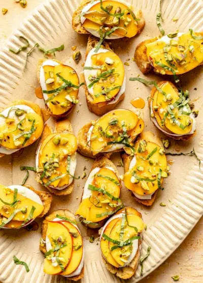 recepta fàcil d'aperitiu de crostini de préssec