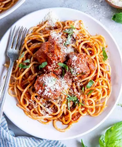 recept na pohodlné jídlo na špagety a masové kuličky