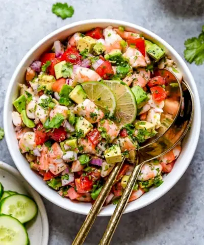 receptes de dinar lleuger amanida de gambes picant