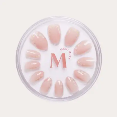 All Damn Daisy Press-On Nails