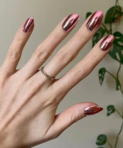 Jsem znalec lisovacích nehtů – toto jsou sady, které plánuji nosit celé léto