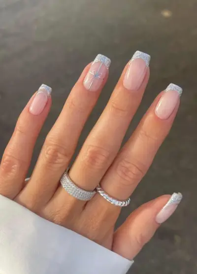 50 šventinių nagų idėjų, kurios suteikia šventinės nuotaikos