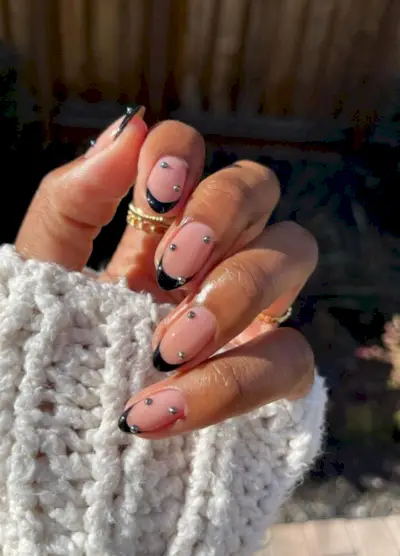 ongles français colorés