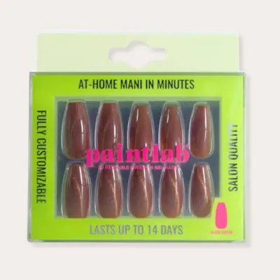 Clous à pression chromés