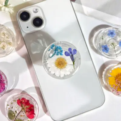 Pegangan Ponsel Bunga Forget-Me-Not Pressed