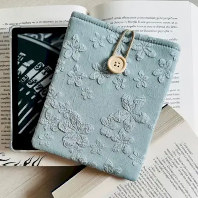 Lengan Kindle Bunga Timbul