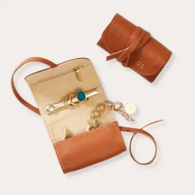 Susukami odiniai papuošalai