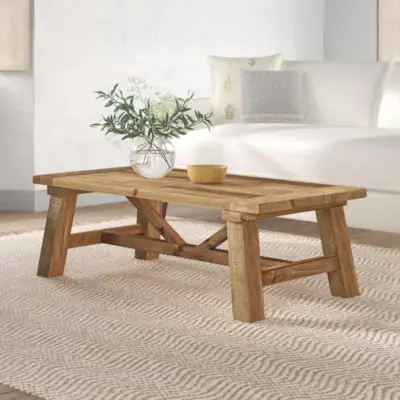 Masyvaus medžio kavos staliukas