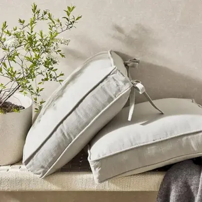 Coixí de seient amb canalons gris