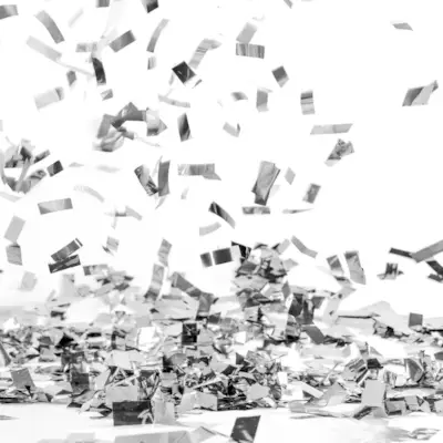 Velké konfety stříbrné metalízy