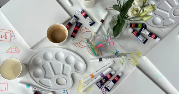 15 gudrių užsiėmimų, kuriuos galite išbandyti kitą mergaičių vakarą