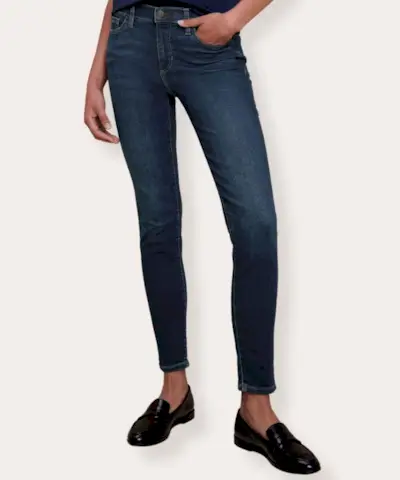 Közepesen emelkedő vékony farmernadrág