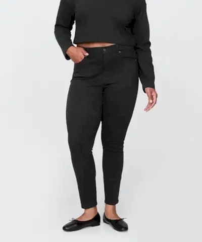 Millennials, réjouissez-vous : ces 5 tendances de la mode bien-aimées des années 2010 sont à nouveau officiellement cool