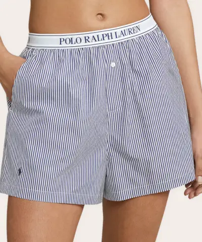 Je ne me lasse pas des t-shirts graphiques : voici comment je stylise le mien ce printemps