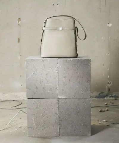 merek pakaian kelas menengah