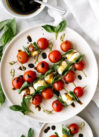 Tyto jednoduché recepty na předkrmy zaručeně zmizí na vašem příštím setkání