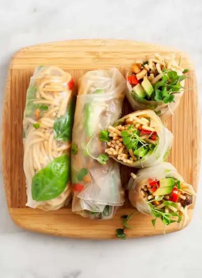 préparation des repas rouleaux de printemps idée déjeuner