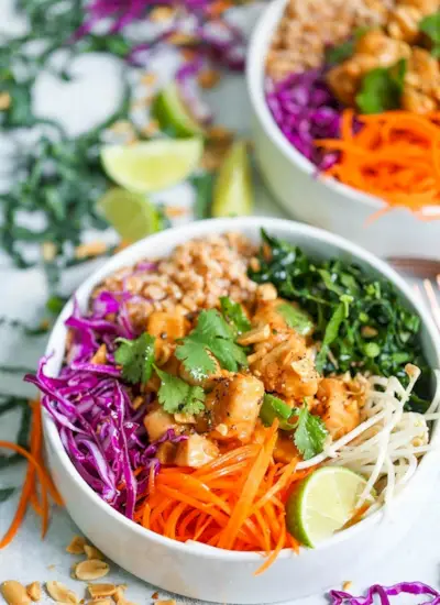 Thai csirke Buddha tálak