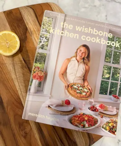 Všichni mluví o nové kuchařce Wishbone Kitchen, a tak jsme ji otestovali