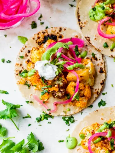 Tacos de coliflor rostits