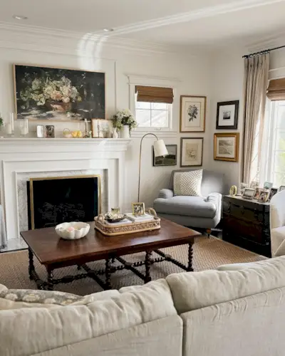 TV rėmelis gyvenamajame kambaryje