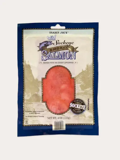 Makanan Berprotein Tinggi Terbaik di Trader Joe's, Menurut Ahli Diet Terdaftar